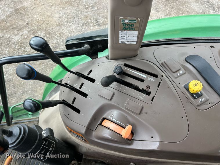 image for item LG9037 2015 John Deere 6115D  MFWD tractor