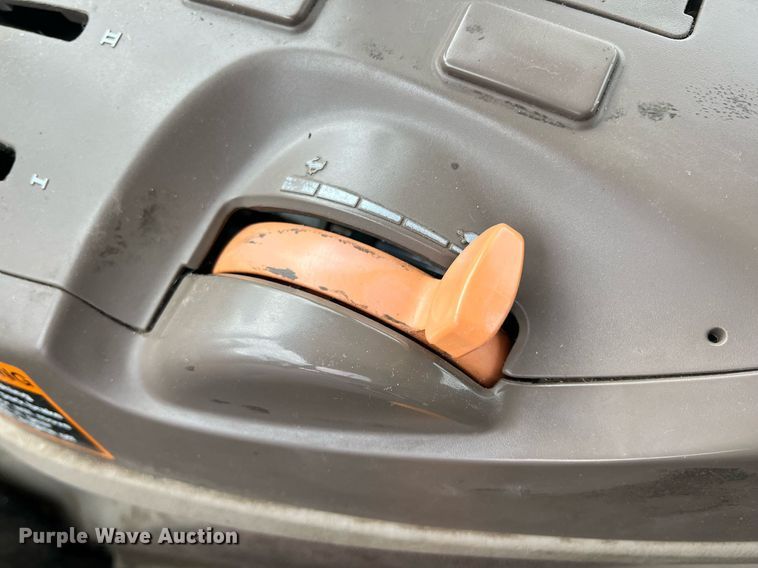 image for item LG9037 2015 John Deere 6115D  MFWD tractor