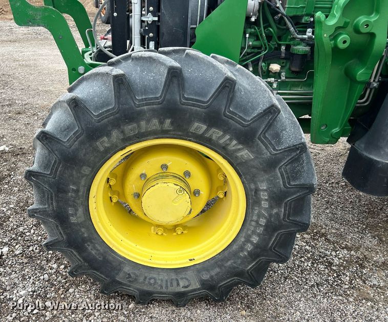 image for item LG9037 2015 John Deere 6115D  MFWD tractor