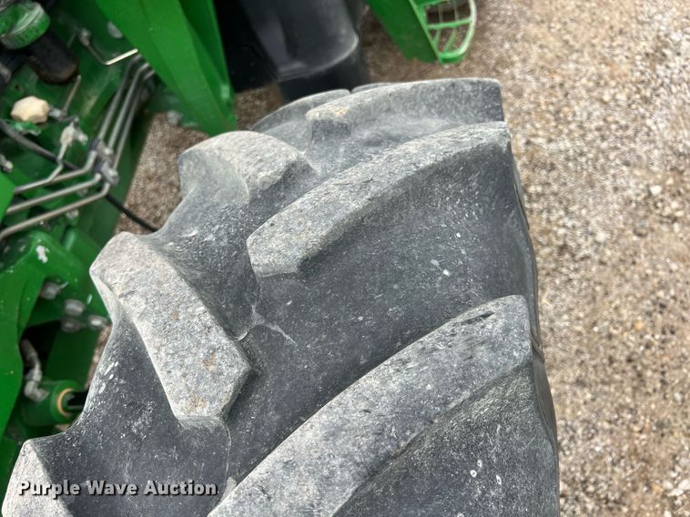 image for item LG9037 2015 John Deere 6115D  MFWD tractor