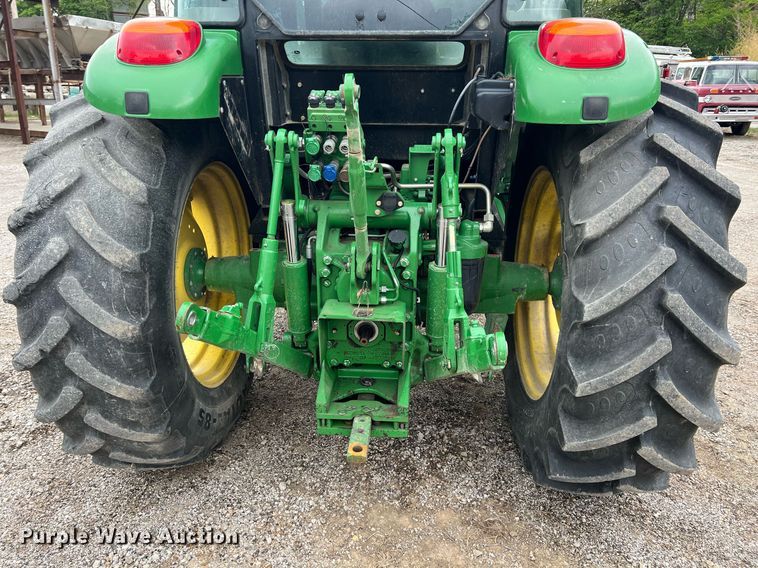 image for item LG9038 2013 John Deere 6115D  MFWD tractor