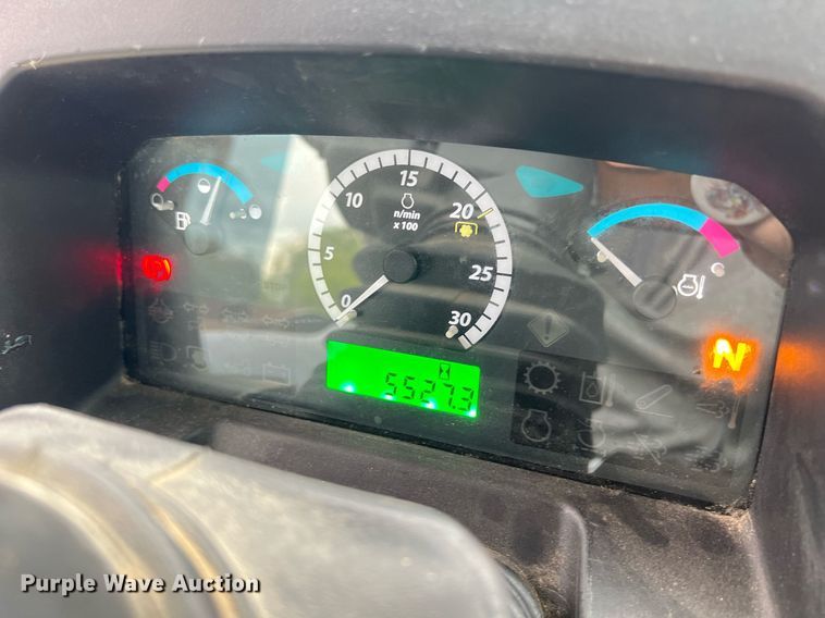 image for item LG9038 2013 John Deere 6115D  MFWD tractor