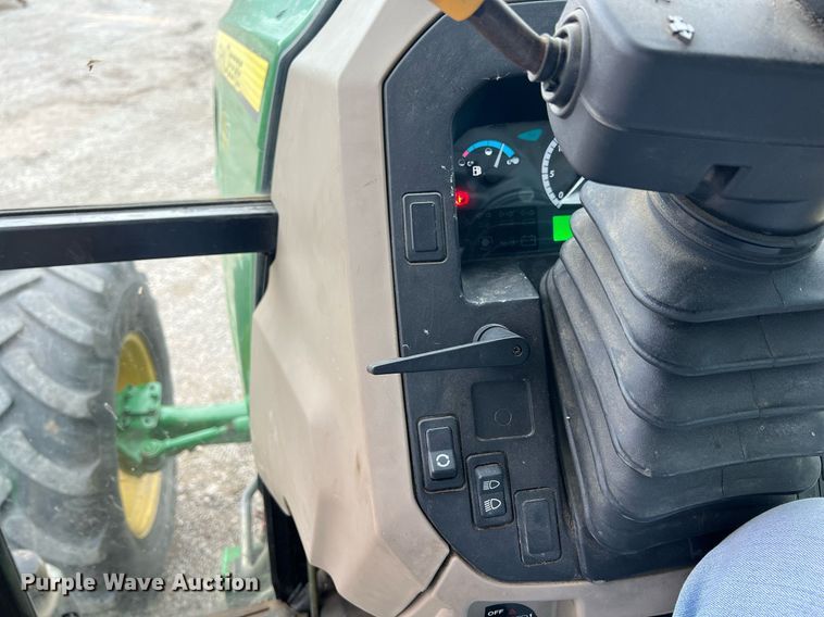 image for item LG9038 2013 John Deere 6115D  MFWD tractor