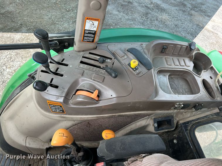 image for item LG9038 2013 John Deere 6115D  MFWD tractor