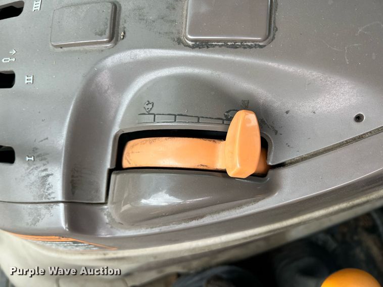 image for item LG9038 2013 John Deere 6115D  MFWD tractor