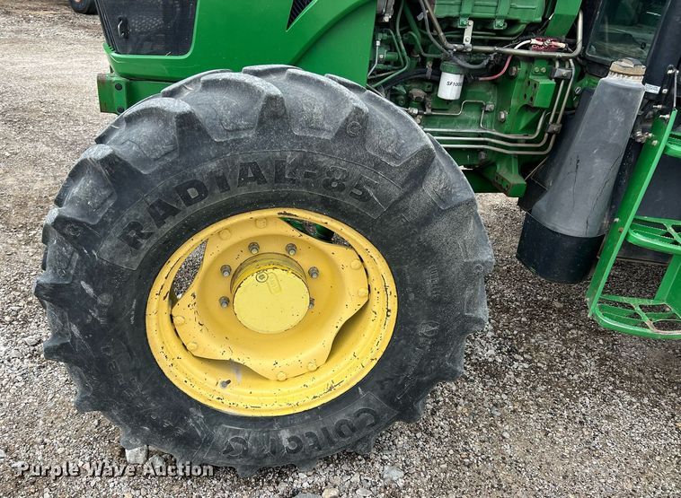 image for item LG9038 2013 John Deere 6115D  MFWD tractor