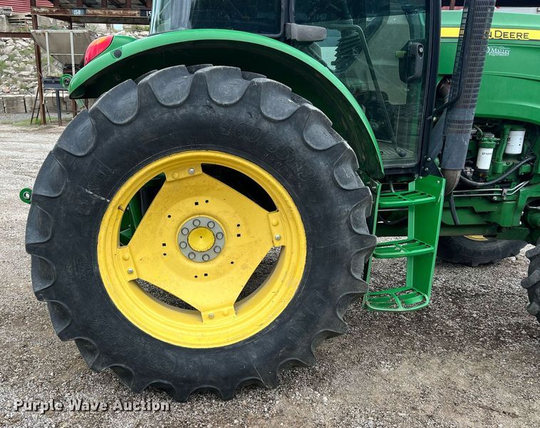 image for item LG9038 2013 John Deere 6115D  MFWD tractor