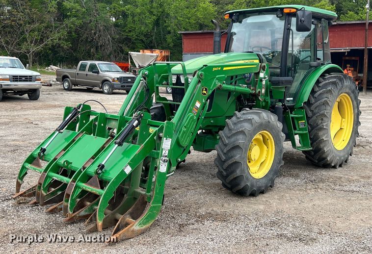 image for item LG9039 2015 John Deere 6115D  MFWD tractor
