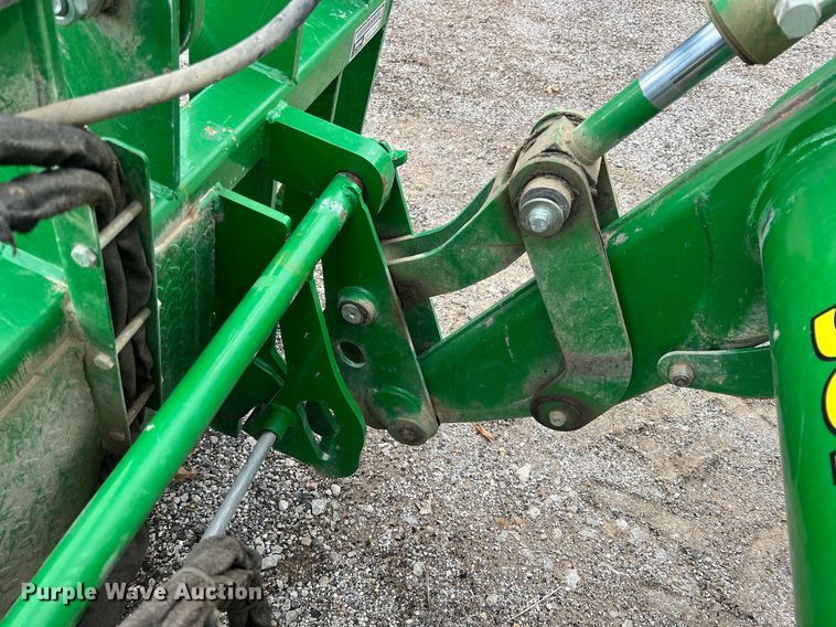 image for item LG9039 2015 John Deere 6115D  MFWD tractor