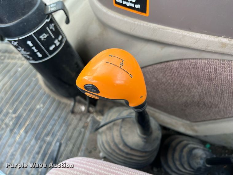 image for item LG9039 2015 John Deere 6115D  MFWD tractor