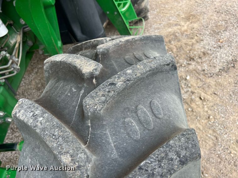 image for item LG9039 2015 John Deere 6115D  MFWD tractor