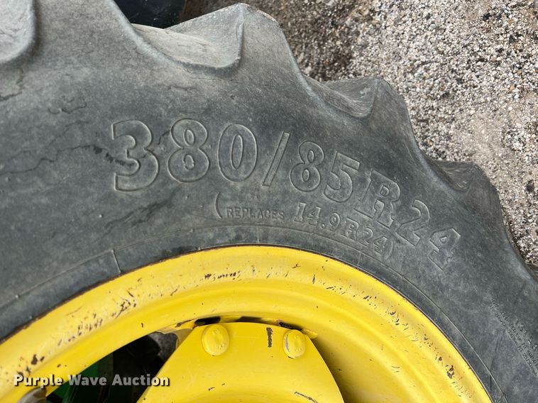 image for item LG9039 2015 John Deere 6115D  MFWD tractor