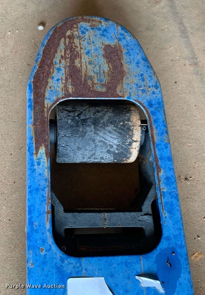 image for item LH9593 2021  pallet jack