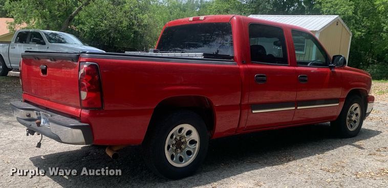 image for item LH9603 2007 Chevrolet Silverado 1500  Crew Cab pickup truck