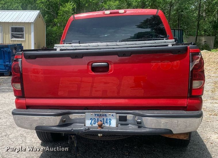 image for item LH9603 2007 Chevrolet Silverado 1500  Crew Cab pickup truck