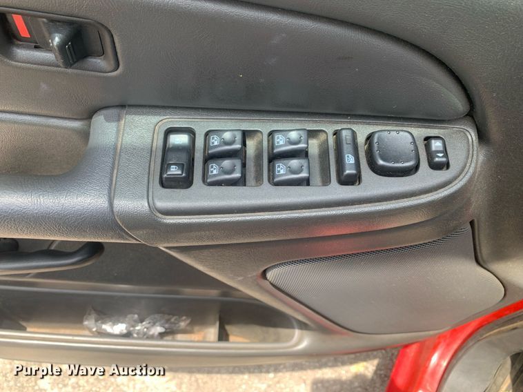 image for item LH9603 2007 Chevrolet Silverado 1500  Crew Cab pickup truck