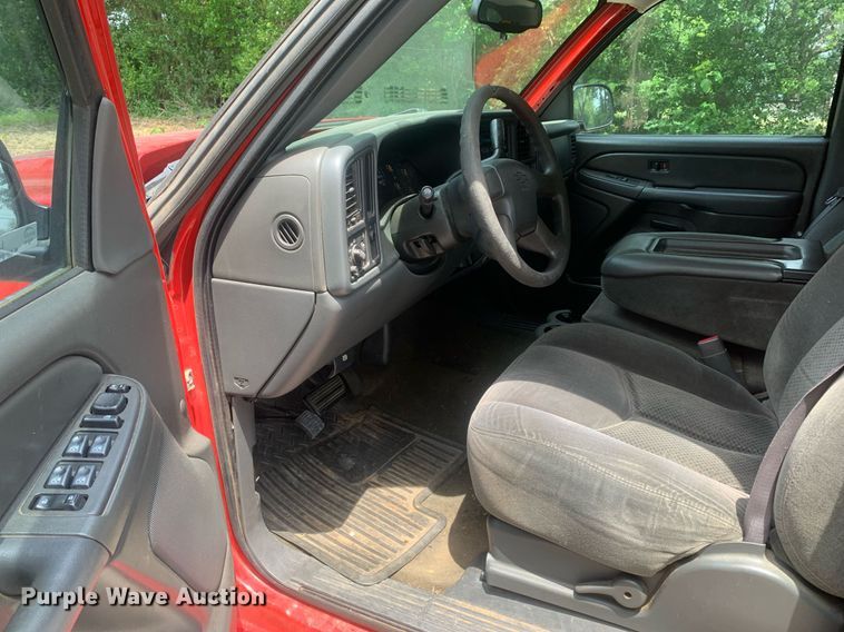 image for item LH9603 2007 Chevrolet Silverado 1500  Crew Cab pickup truck