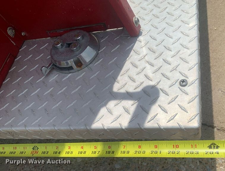 image for item LH9605 1989 Ford F800  pumper fire truck