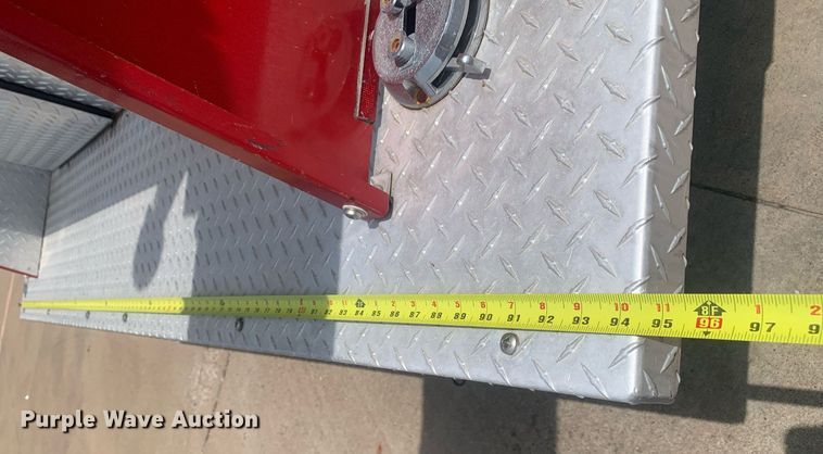 image for item LH9605 1989 Ford F800  pumper fire truck
