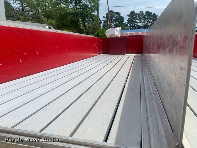 image for item LH9605 1989 Ford F800  pumper fire truck