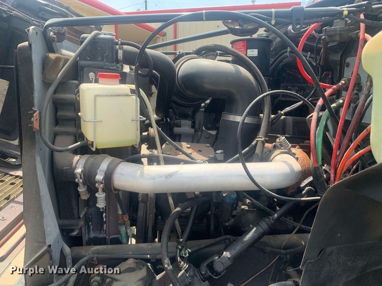 image for item LH9605 1989 Ford F800  pumper fire truck