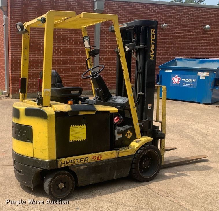 image for item LH9606 Hyster E60XM  forklift