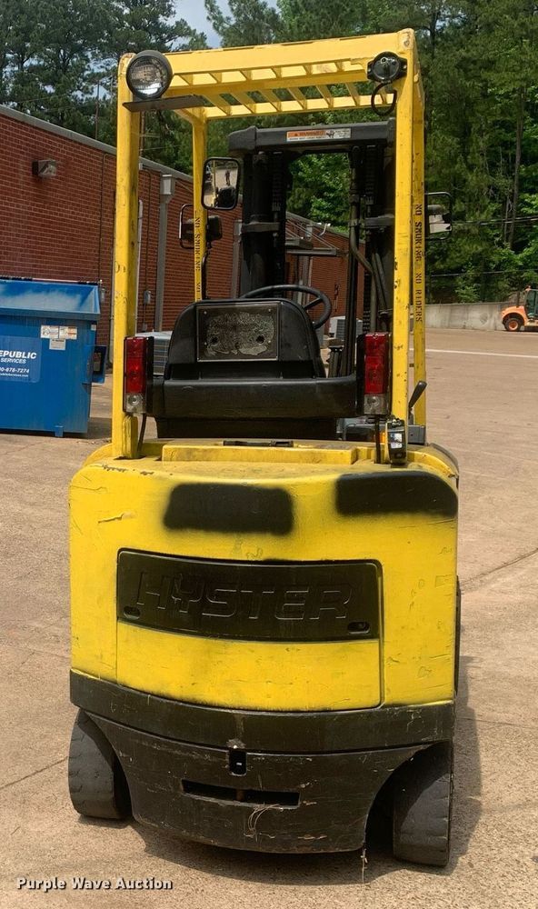image for item LH9606 Hyster E60XM  forklift