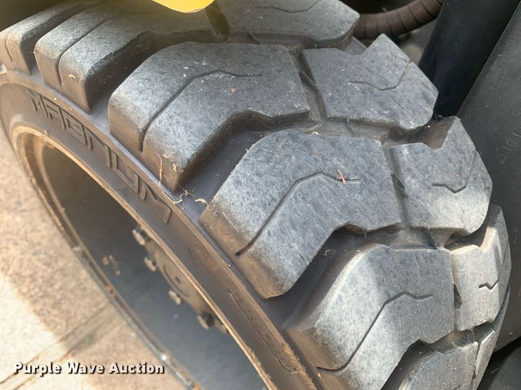 image for item LH9606 Hyster E60XM  forklift