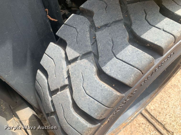 image for item LH9606 Hyster E60XM  forklift