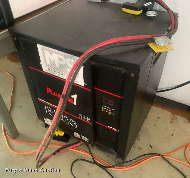 image for item LH9606 Hyster E60XM  forklift