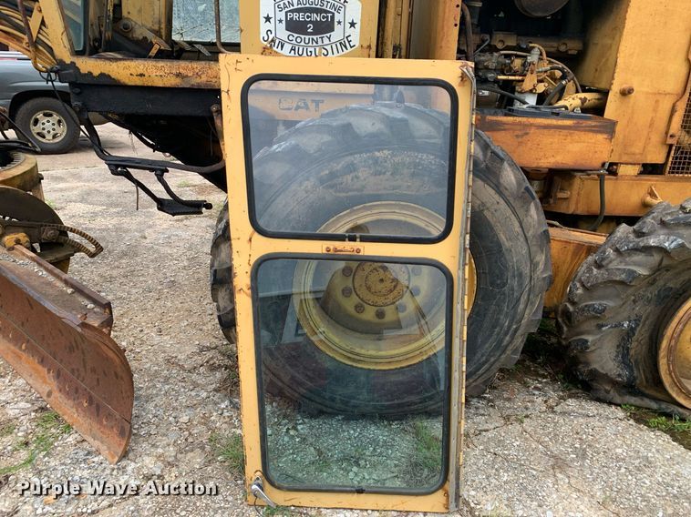 image for item LH9617 1985 Caterpillar 120G  rigid frame motor grader