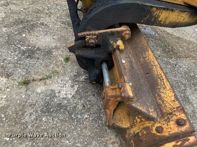 image for item LH9617 1985 Caterpillar 120G  rigid frame motor grader