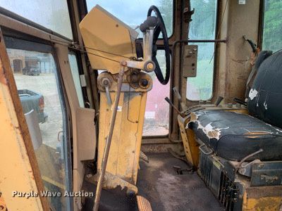image for item LH9617 1985 Caterpillar 120G  rigid frame motor grader