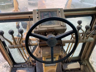 image for item LH9617 1985 Caterpillar 120G  rigid frame motor grader