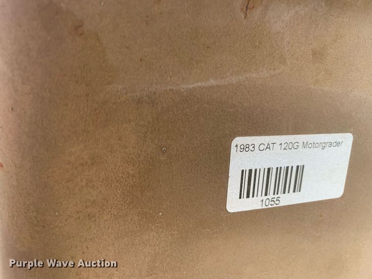 image for item LH9617 1985 Caterpillar 120G  rigid frame motor grader