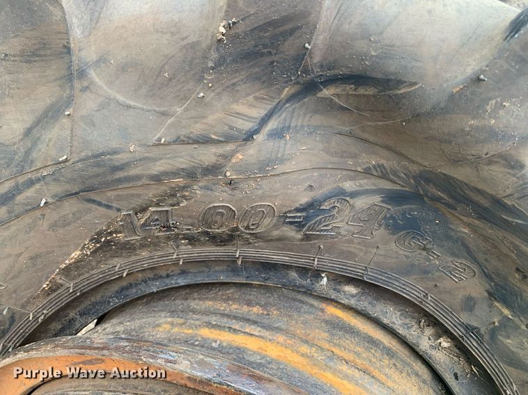 image for item LH9617 1985 Caterpillar 120G  rigid frame motor grader