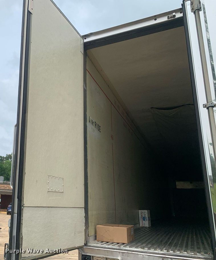 image for item LH9618 2006 Wabash  refrigerated van trailer