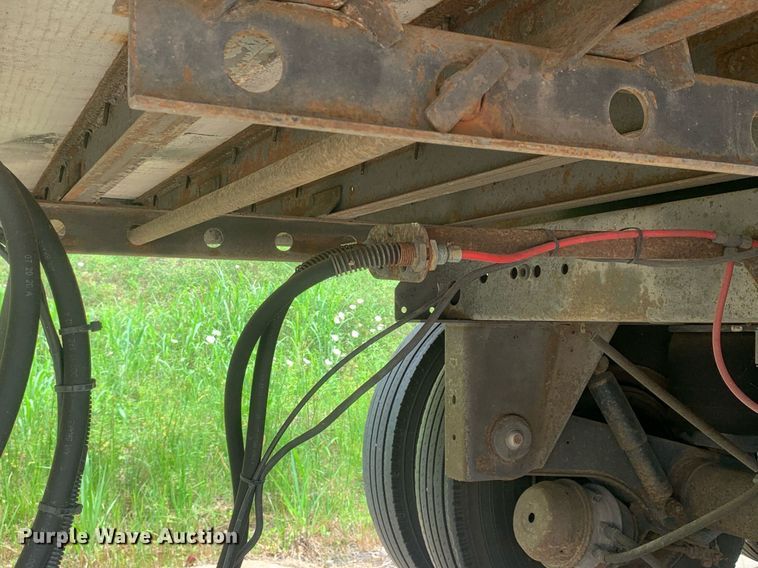 image for item LH9618 2006 Wabash  refrigerated van trailer