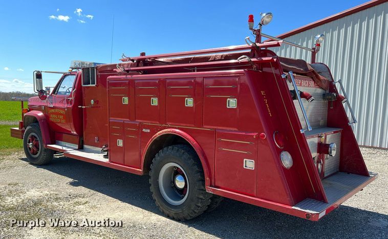 image for item LI9597 1983 GMC C7000  pumper fire truck