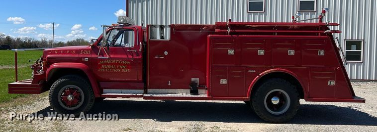 image for item LI9597 1983 GMC C7000  pumper fire truck