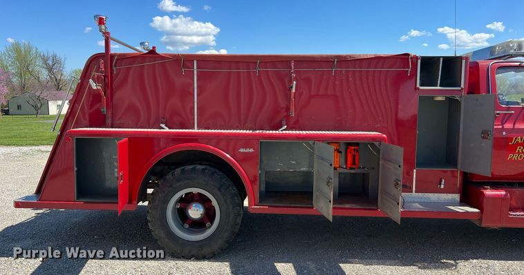 image for item LI9597 1983 GMC C7000  pumper fire truck