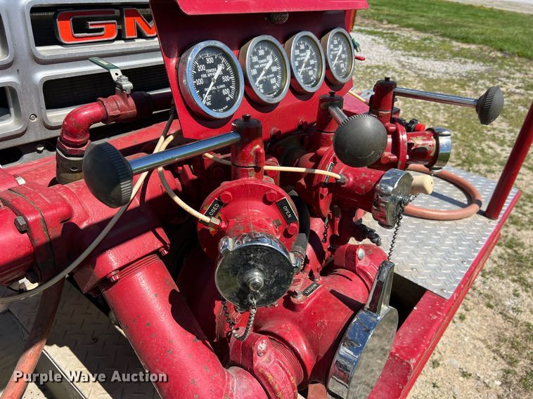 image for item LI9597 1983 GMC C7000  pumper fire truck