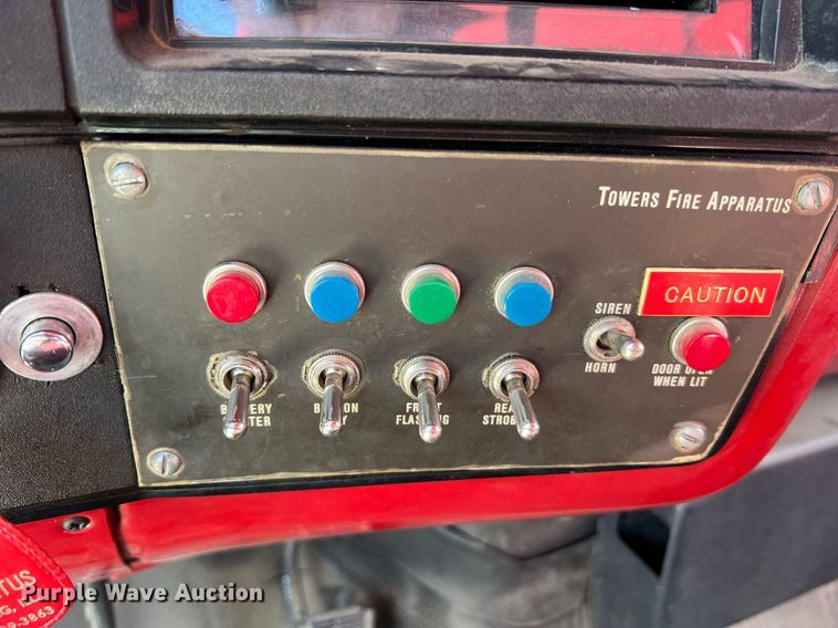 image for item LI9597 1983 GMC C7000  pumper fire truck