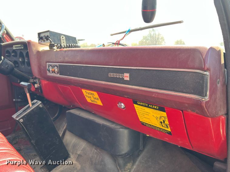 image for item LI9597 1983 GMC C7000  pumper fire truck