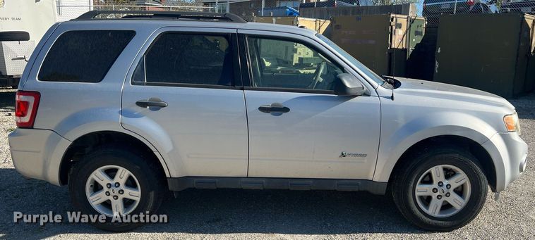 image for item LI9667 2009 Ford Escape Hybrid  SUV