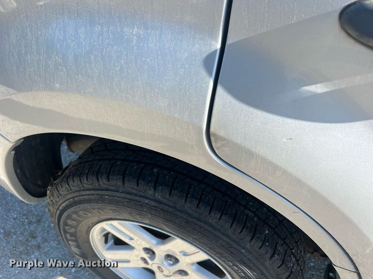 image for item LI9667 2009 Ford Escape Hybrid  SUV