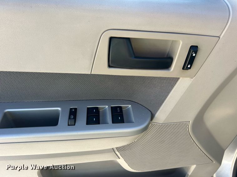 image for item LI9667 2009 Ford Escape Hybrid  SUV