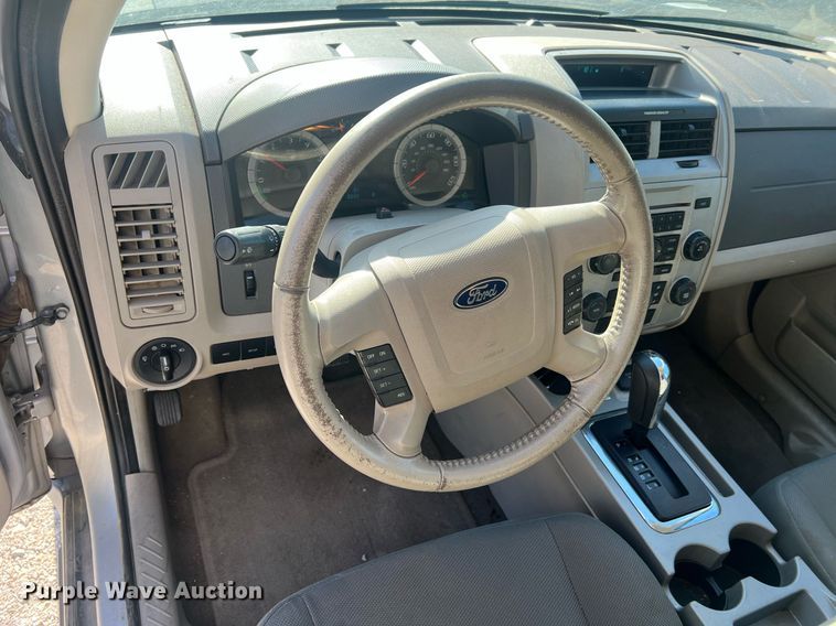 image for item LI9667 2009 Ford Escape Hybrid  SUV