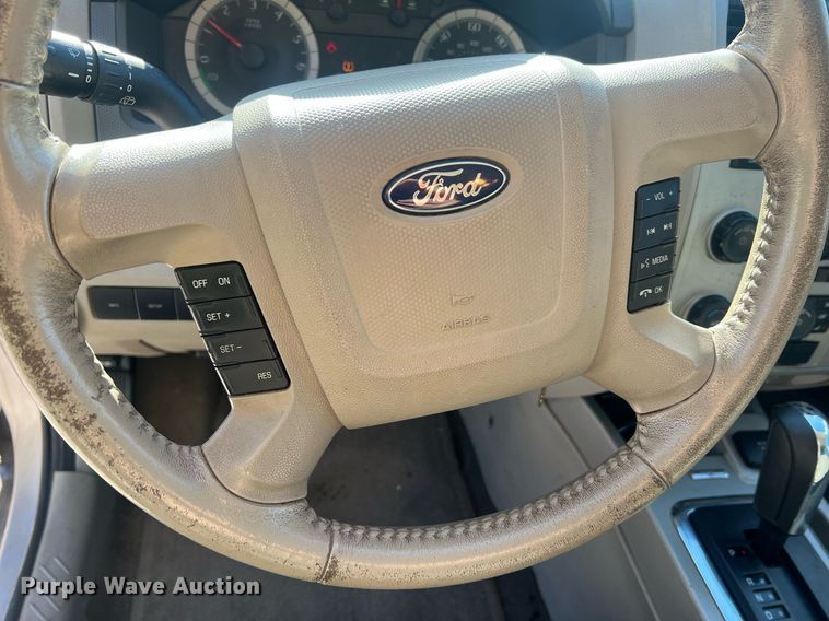 image for item LI9667 2009 Ford Escape Hybrid  SUV