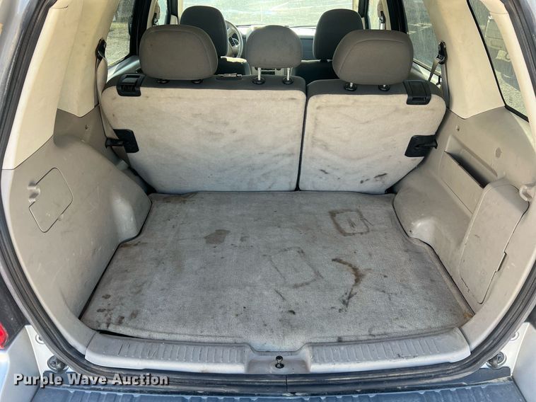 image for item LI9667 2009 Ford Escape Hybrid  SUV